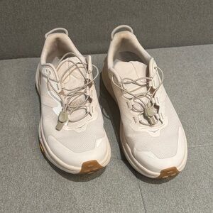 Hoka Transport White Women's Running Shoes with gum outsole